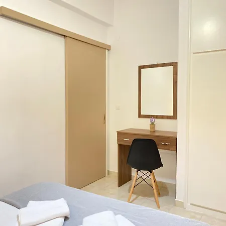 La E Bella By Corfuescapes *